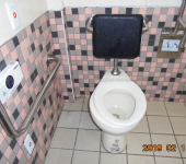 內湖國中廁所清潔